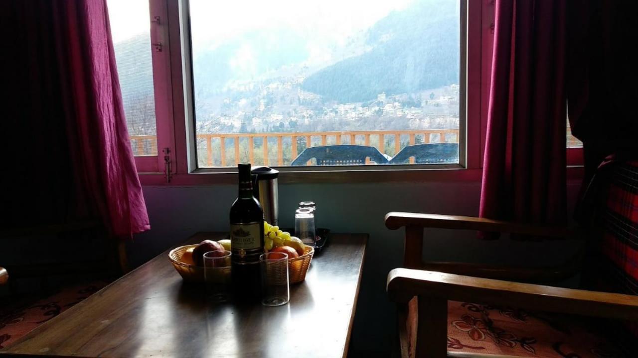 Dormico'S Hotel Snowbird Manāli Eksteriør billede