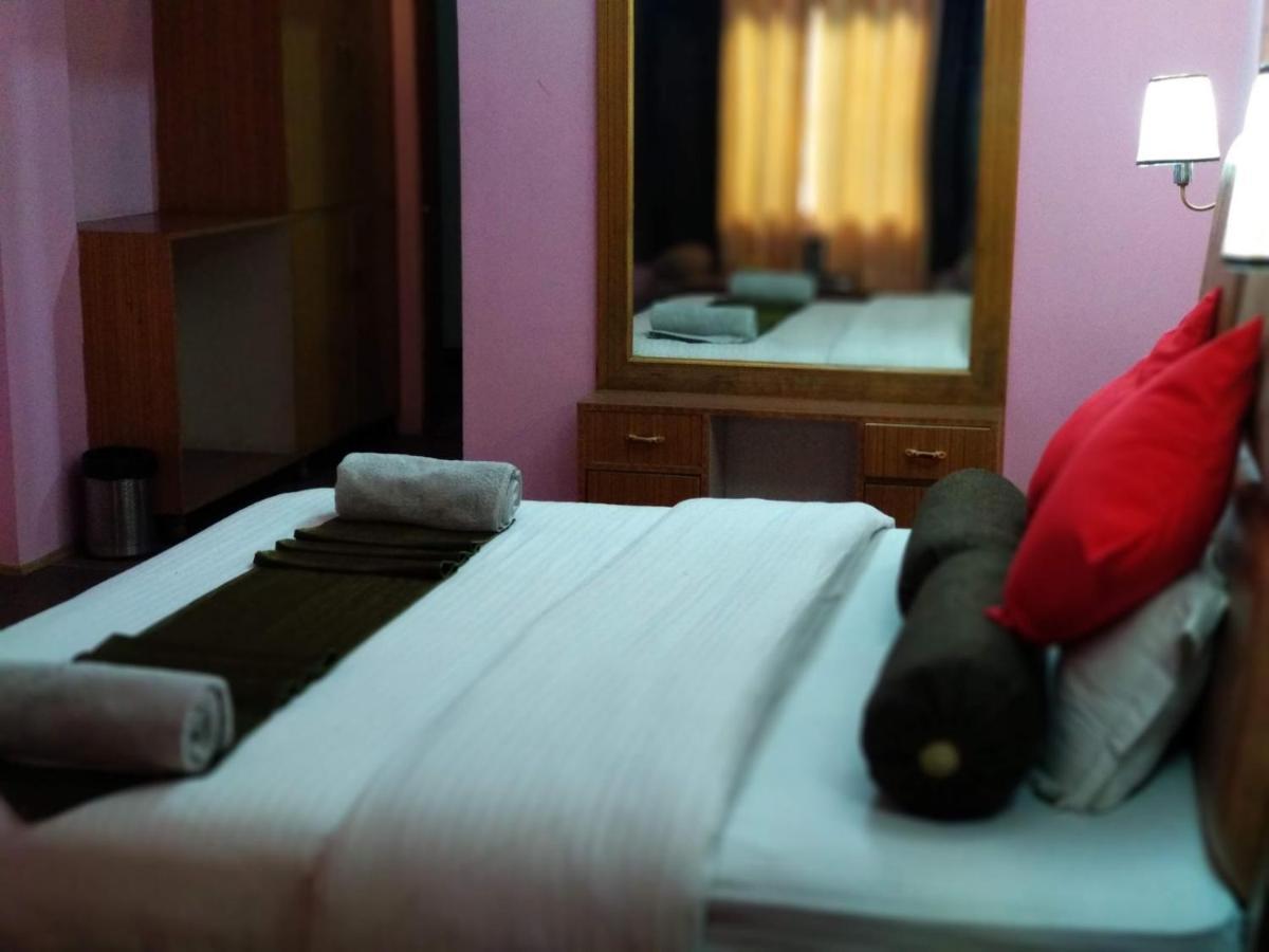 Dormico'S Hotel Snowbird Manāli Eksteriør billede